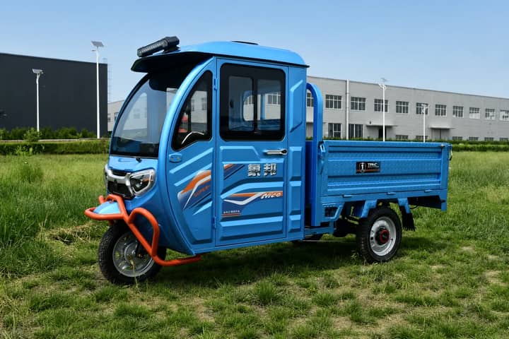 Enclosed Electric Pickup Tricycles